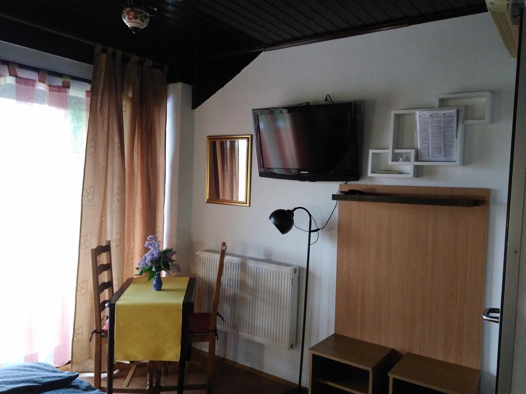 Rooms Hazler Slunj Exterior photo