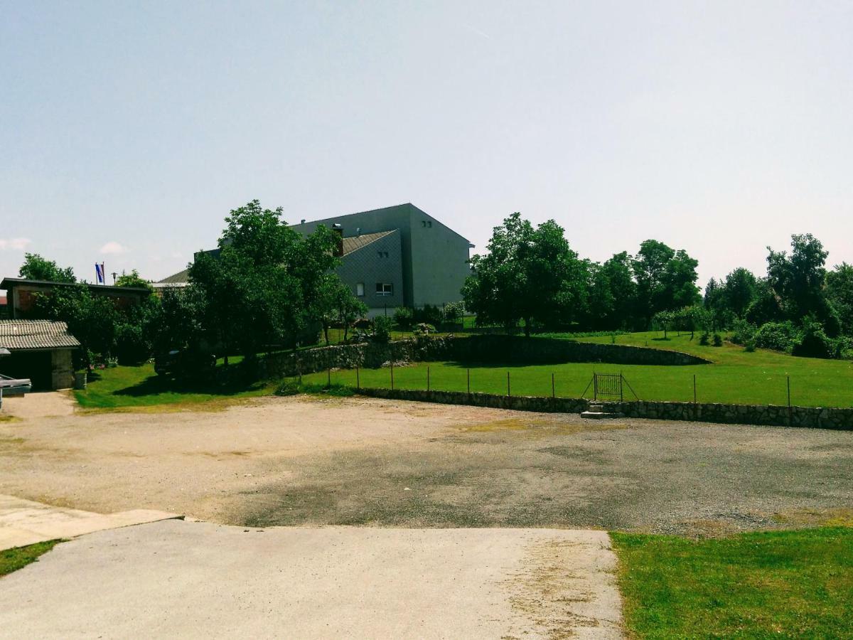 Rooms Hazler Slunj Exterior photo